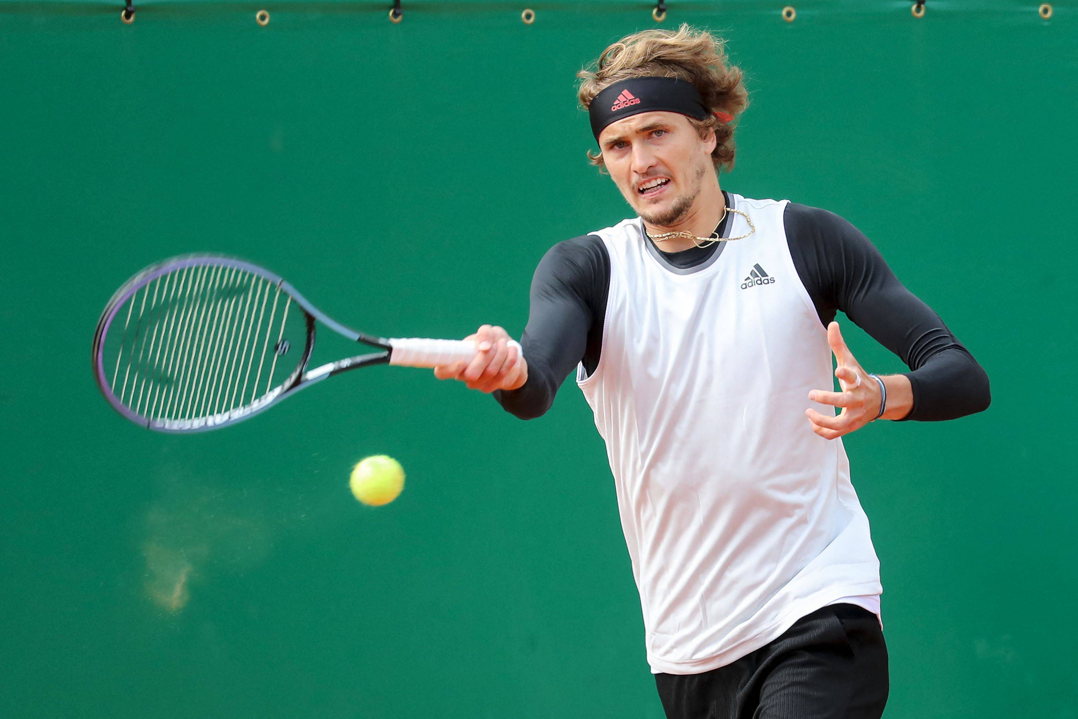 爱游戏APP-蒙特卡洛大师赛逆转年终总决赛，兹维列夫高光表现