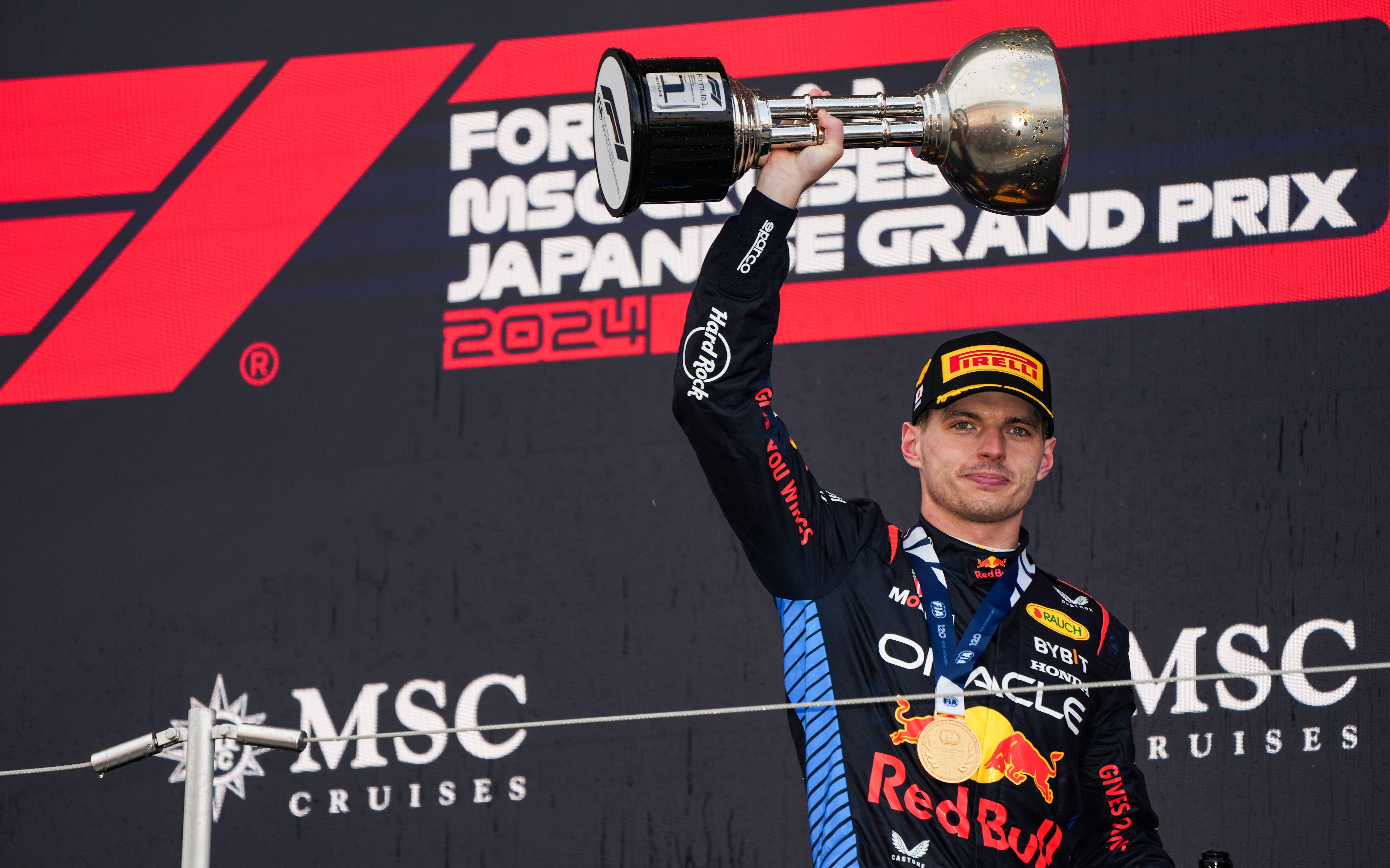 爱游戏娱乐-红牛二队完胜阿斯顿马丁，佩雷兹高光表现