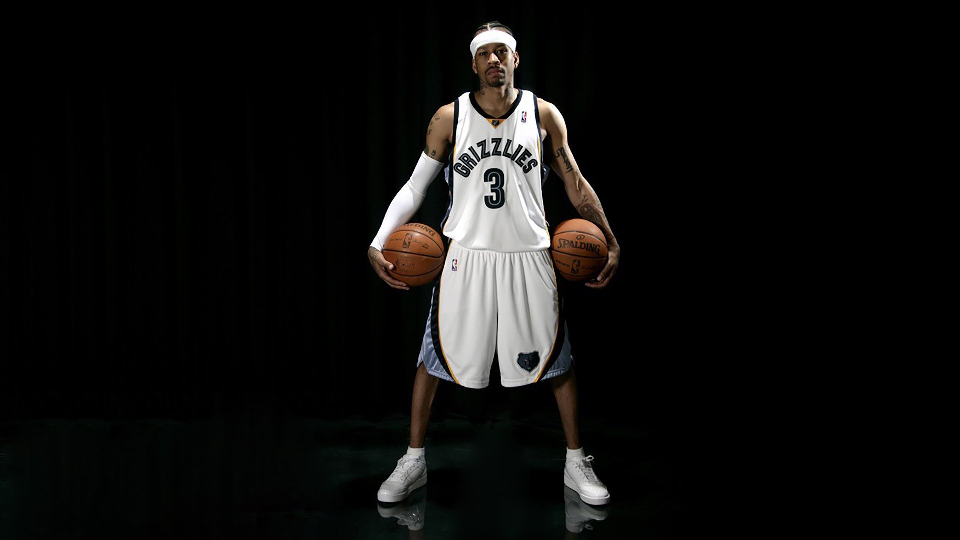 巴黎火力压制冰岛，阿劳霍成为关键先生，当北欧神话遇上南美铁壁